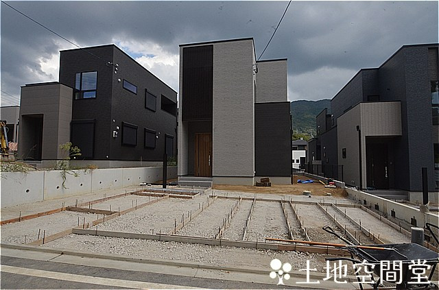 タマタウン八幡IC北