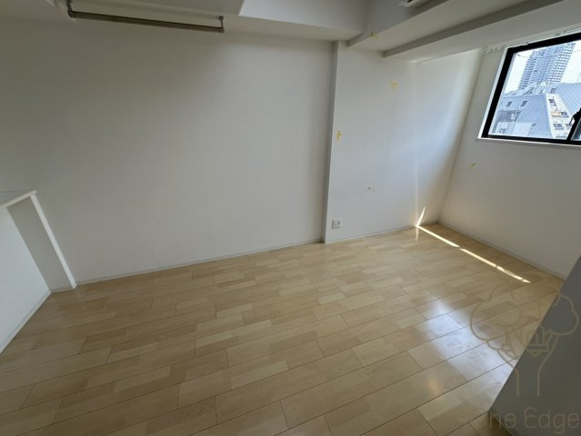 HS梅田EASTの居間・リビング