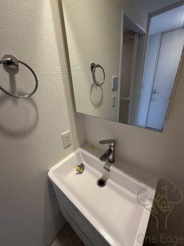 HS梅田EASTの独立洗面台