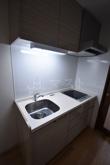グランデ元町のキッチン|※別号室参考写真