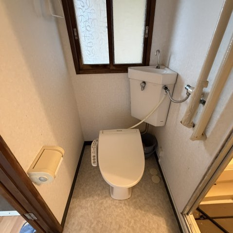 コーポリベルテ緑のトイレ|コンパクトで使いやすいトイレです