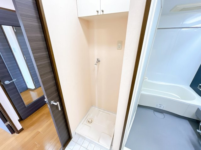 HOLLY HILLS RESIDENCE 　WESTの設備