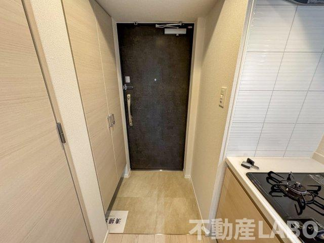 サムティ夕凪LUKSUSの玄関