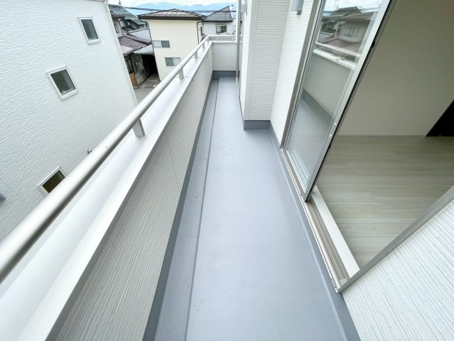 須坂小河原第１のバルコニー
