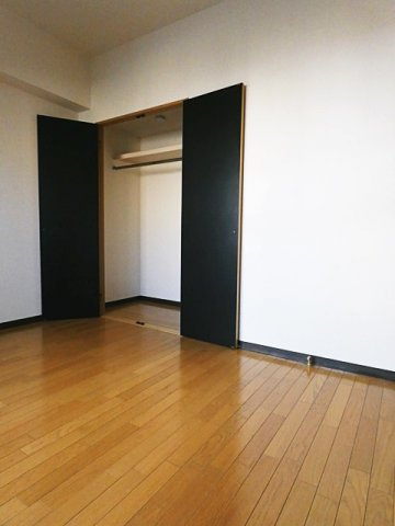 レージュ白砂の洋室