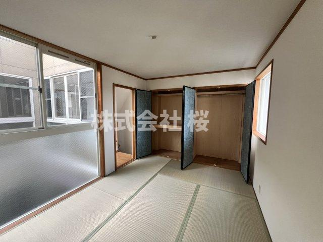 淀川区加島３丁目中　中古戸建の和室|来客時にも便利な３階にある和室です
