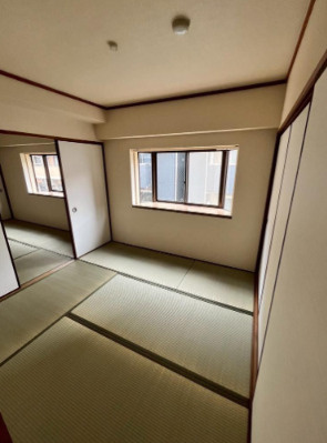 AXIS　JUNII番館の和室