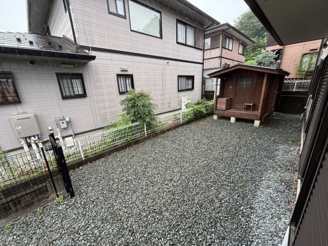 丹波篠山市河内台の中古一戸建の庭