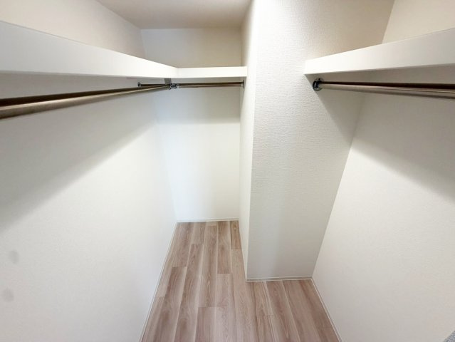 セレニテ江坂ミラクの収納