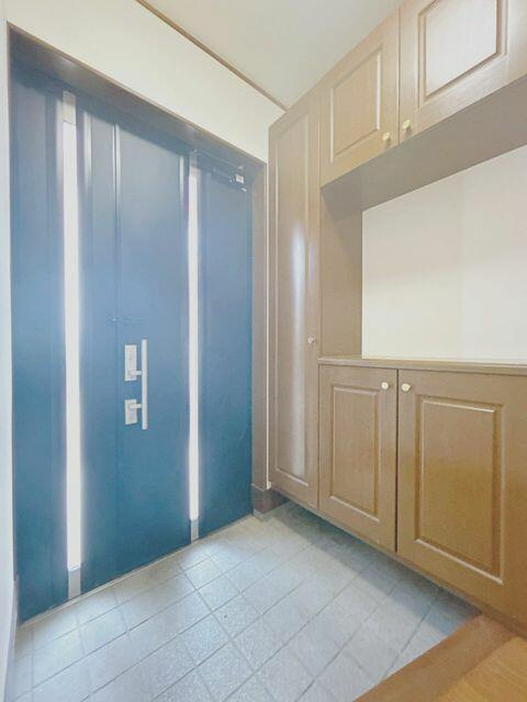 富士市中丸の中古一戸建|玄関（内観） 