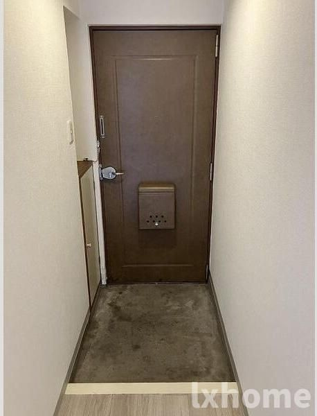 ネオコーポ都 西棟の玄関