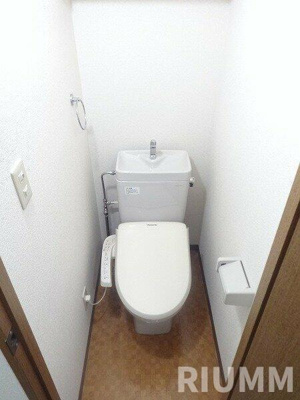 【トイレ】 | アヴァンティ哲学堂公園
