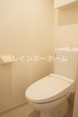仲介手数料（賃料の1.10ヵ月）の50％OFF対象物件！のトイレ|落ち着いた色調のトイレです