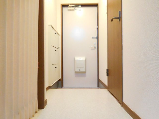 オークウッズ高槻の玄関