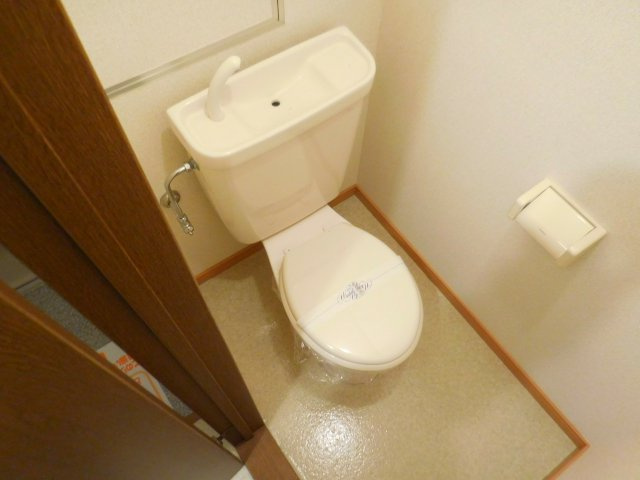 オークウッズ高槻のトイレ