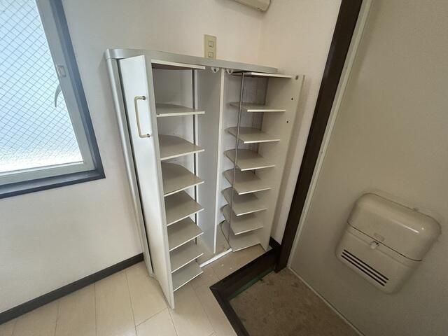 町田市金森１丁目のアパートの収納