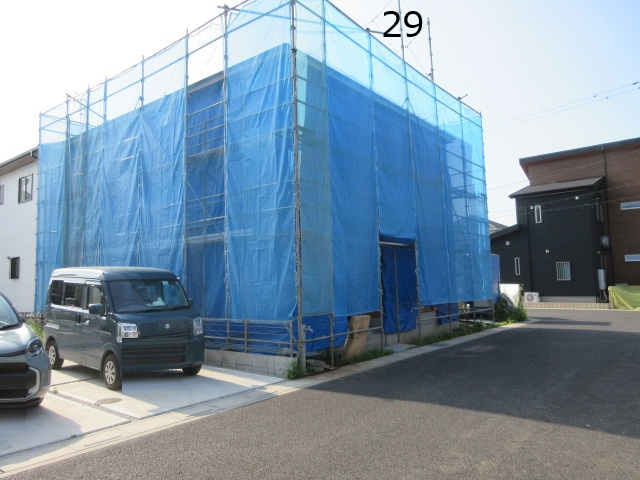 【仲介手数料無料】新築戸建　東松山市石橋1630-6（全31棟）の前面道路含む現地写真