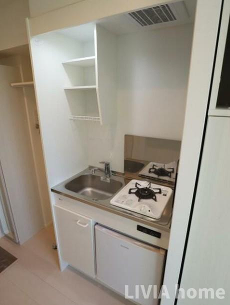川崎市高津区諏訪２丁目のアパートのキッチン