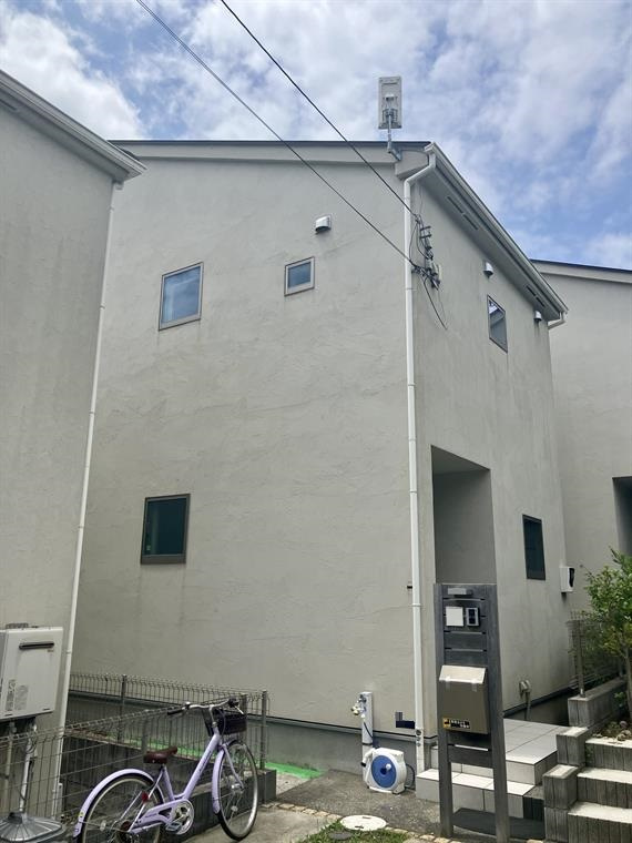 鵠沼桜が岡戸建の外観
