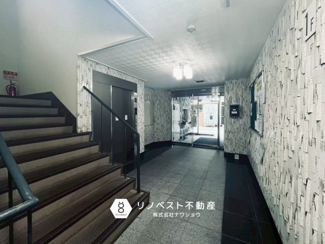 アクロシャトー俊徳道のロビー|※撮影時のミスにより画像に加工が入っております。ご了承くださいませ。