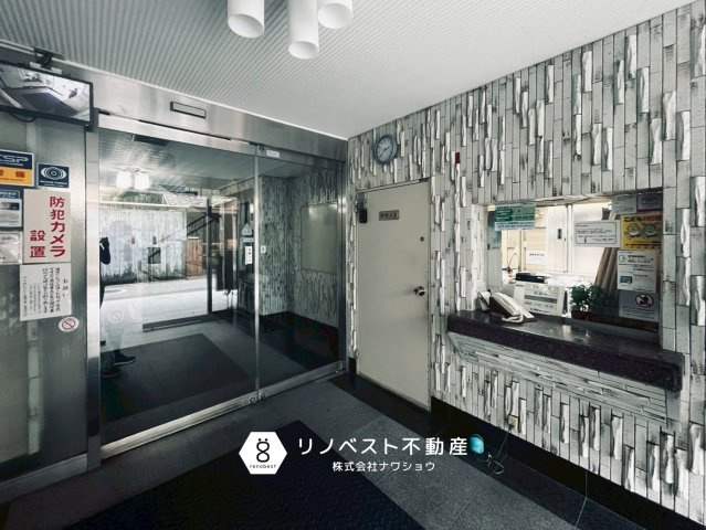 アクロシャトー俊徳道のエントランス|※撮影時のミスにより画像に加工が入っております。ご了承くださいませ。