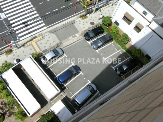 レジオン須磨マリンプレイスの駐車場