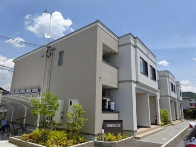 【外観】 | シャルム下井沢 | 外観写真（昼）
