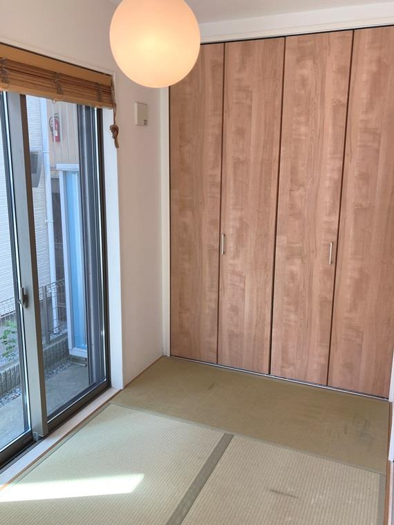 溝沼戸建の寝室