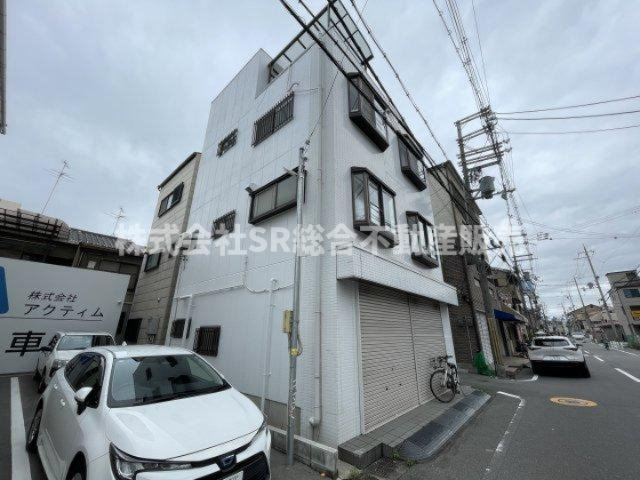 小若江2丁目中古戸建の外観|学校・スーパーが徒歩10分圏内と近く、お子様の通学、お買い物に便利な立地です！