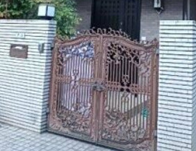 メゾネット・ヒラヤマのエントランス