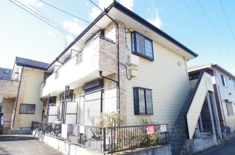相模原市中央区淵野辺本町３丁目のアパートの外観