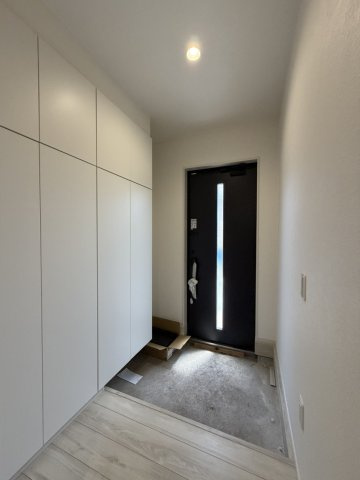 【玄関】 | 藤沢市高倉3期 新築戸建 全1棟