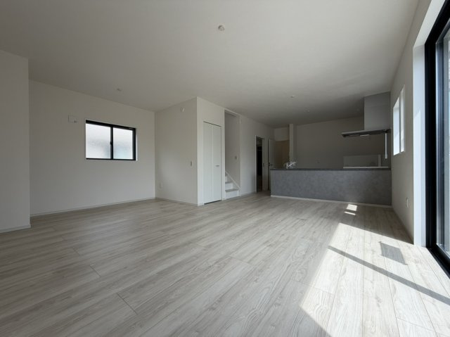 【居間・リビング】 | 藤沢市高倉3期 新築戸建 全1棟