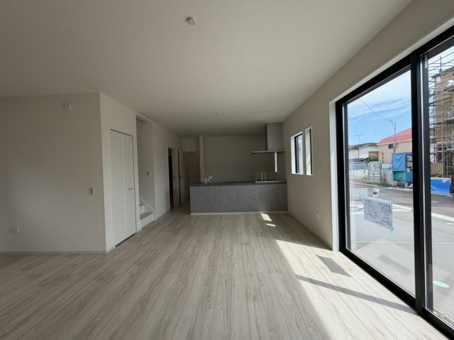【居間・リビング】 | 藤沢市高倉3期 新築戸建 全1棟