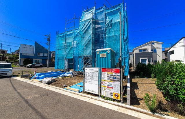 【前面道路含む現地写真】 | 藤沢市高倉3期 新築戸建 全1棟