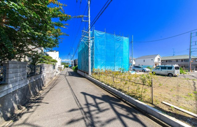 【前面道路含む現地写真】 | 藤沢市高倉3期 新築戸建 全1棟