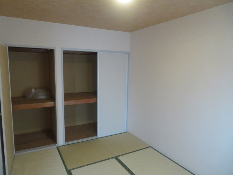 サーパス原町の和室