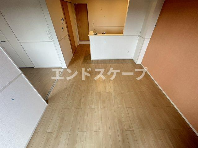 アザレア　Ⅱの居間・リビング|高崎、前橋のお部屋探しはエンドスケープまで！お客様の理想お聞かせ下さい♪