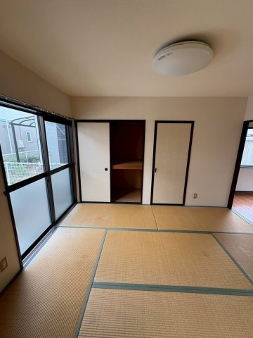 エトワール三津屋　B棟の和室