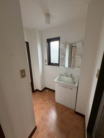 エトワール三津屋　B棟の内装