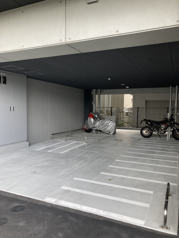 S-RESIDENCE大橋FLUSSの駐車場