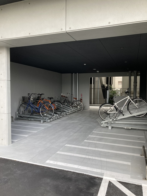 S-RESIDENCE大橋FLUSSの駐車場