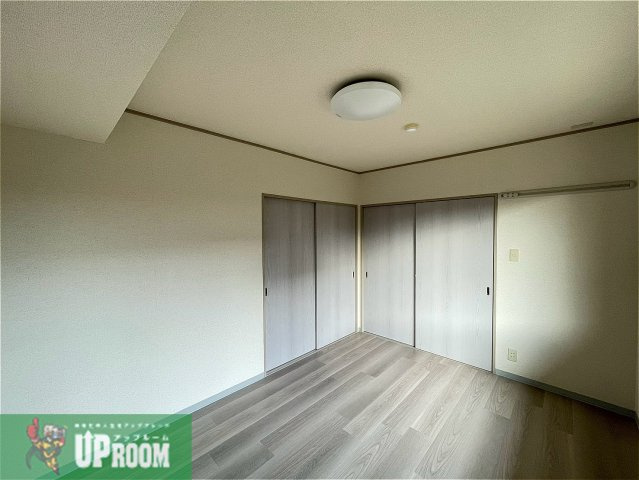 そなぎハイツの洋室