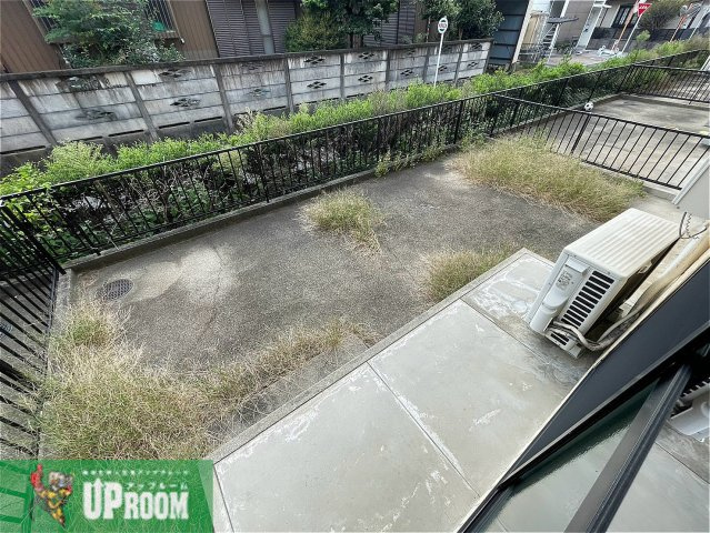 そなぎハイツの庭