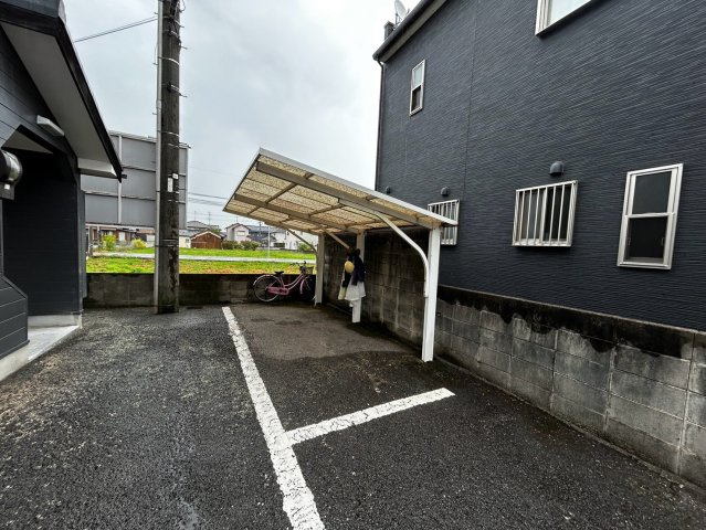 ひまわりハイツ　No.3の駐車場
