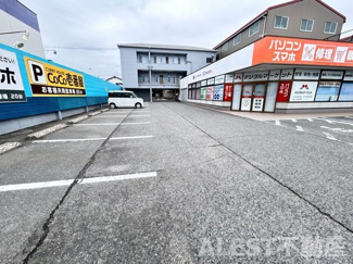 【駐車場】 | 南清水町店舗