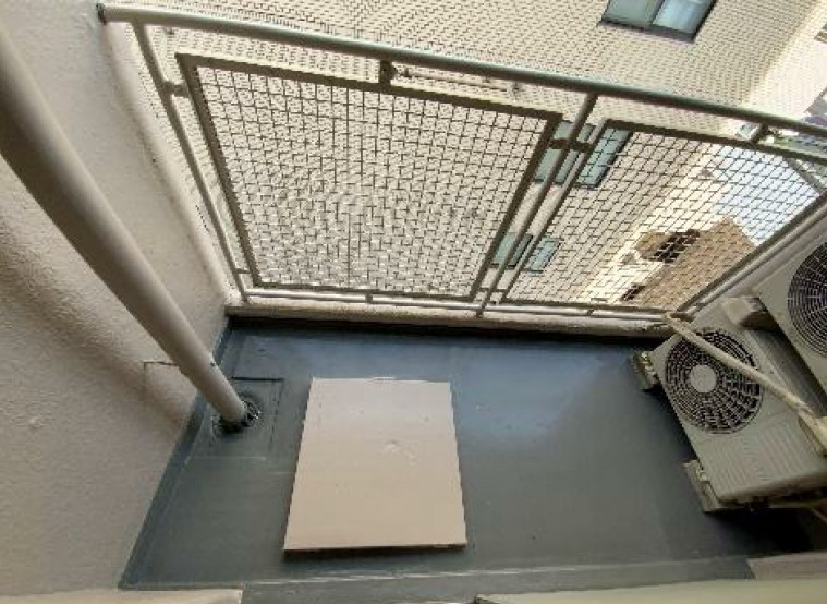 青梅市本町の賃貸マンションのバルコニー