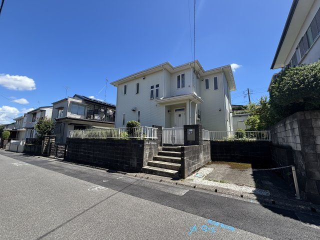 八王子市絹ヶ丘古家付き土地の画像