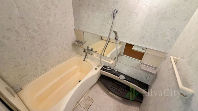 パシフィックパレス下北沢の浴室