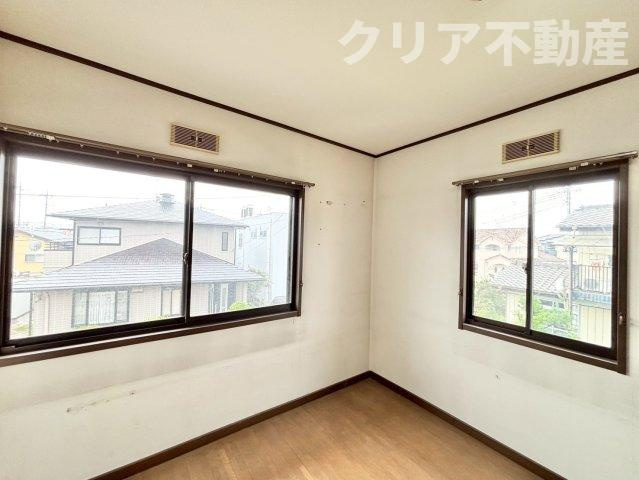 【洋室】 | 伊勢崎市若葉町　軽量鉄骨造中古住宅　土地85坪！